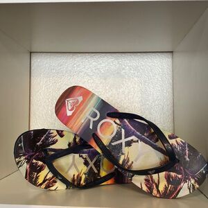 Roxy Women's Tropical Flip Flop Sandals